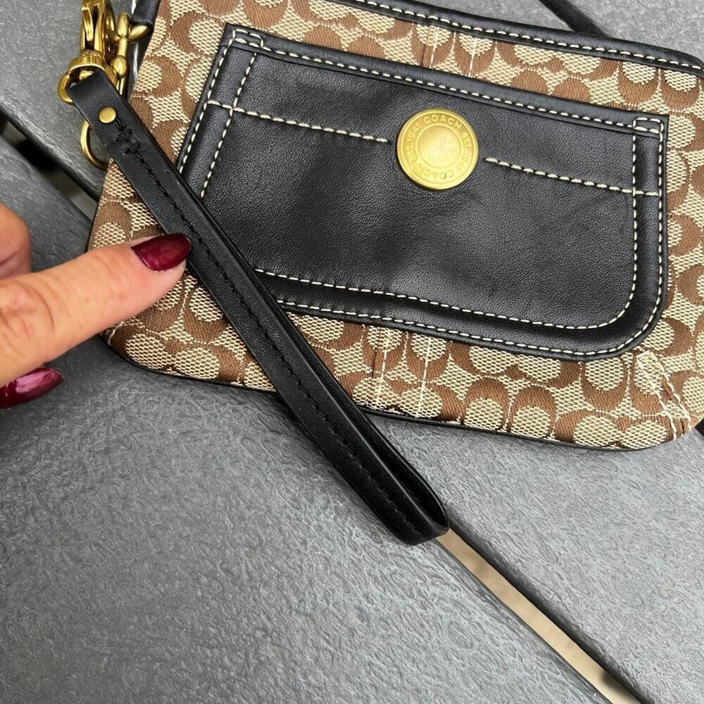 COACH wristlet small zip bag